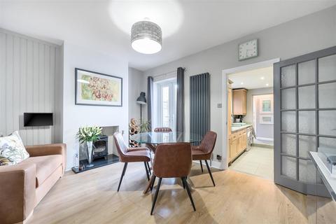 3 bedroom terraced house for sale, Oatlands Road, Burgh Heath, Surrey