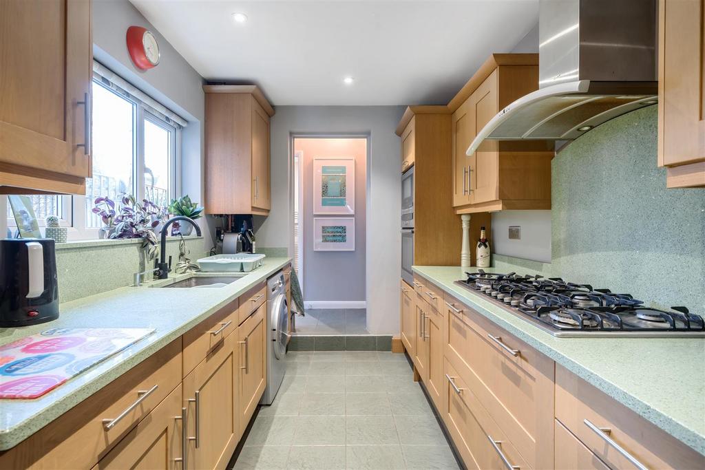 Fitted Kitchen
