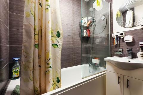 3 bedroom terraced house for sale, Johnson Road, Croydon CR0