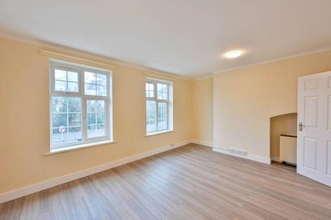 2 bedroom flat to rent, London Road, Guildford, Burpham, Guildford, GU4