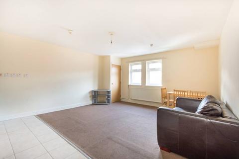 2 bedroom flat to rent, Norwood Road, West Norwood, London, SE27