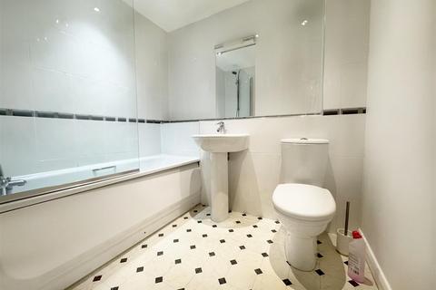 undefined, Westgate Apartments, City Centre