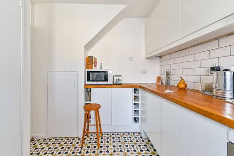 undefined, Tufnell Park Road, Tufnell Park, London, N7