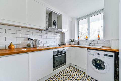 2 bedroom maisonette to rent, Tufnell Park Road, Tufnell Park, London, N7