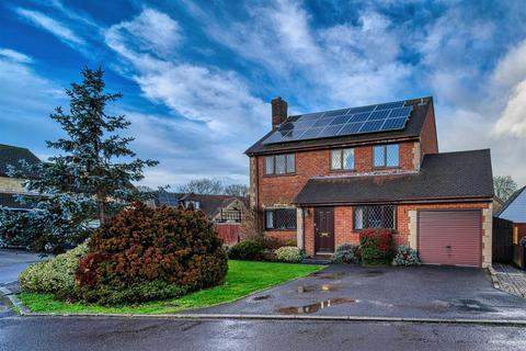 undefined, Newton Close, Gillingham