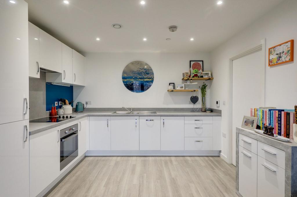 Open Plan Lounge & Kitchen