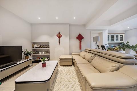 undefined, Clive Road, Strawberry Hill, Twickenham, TW1