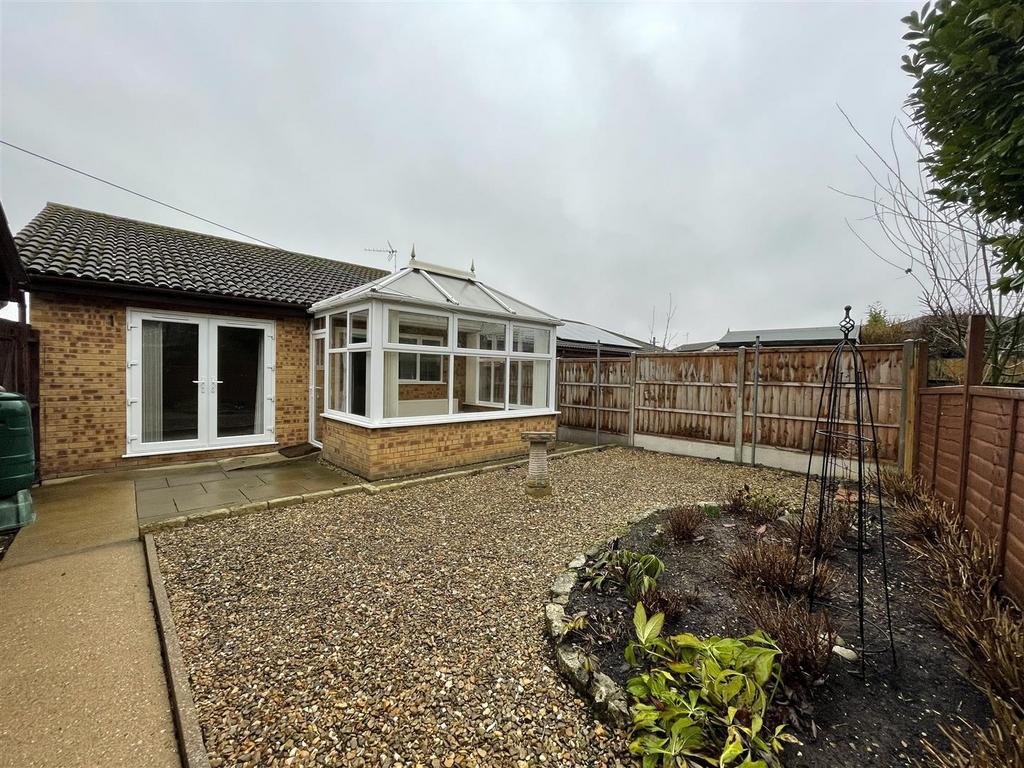 Rear Garden use.jpg