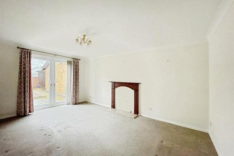 undefined, Grosvenor Avenue, Bourne