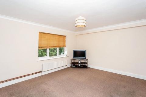 undefined, Newbury Close, Dartford DA2
