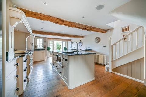 4 bedroom house to rent, The Green, Twickenham, TW2