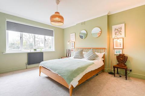 2 bedroom flat for sale, Westcombe Park Road, Blackheath, London, SE3