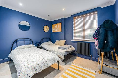 2 bedroom flat for sale, Westcombe Park Road, Blackheath, London, SE3