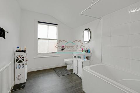 2 bedroom terraced house for sale, Clinton Road, Northampton, NN4 8LF