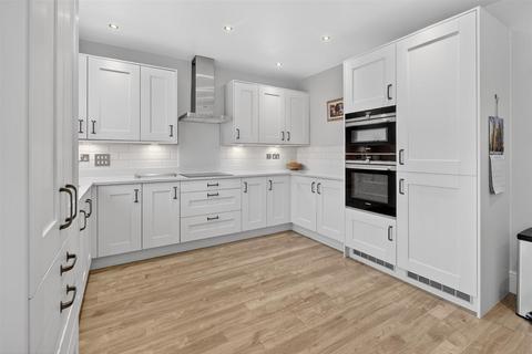 undefined, Farro Drive, York