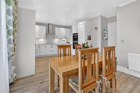 undefined, Farro Drive, York
