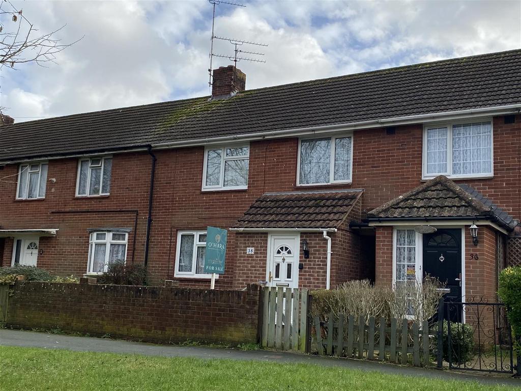 HORDLE ROAD FRONT SHOT.jpeg