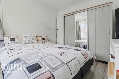 undefined, Eastern Crescent, Sheffield