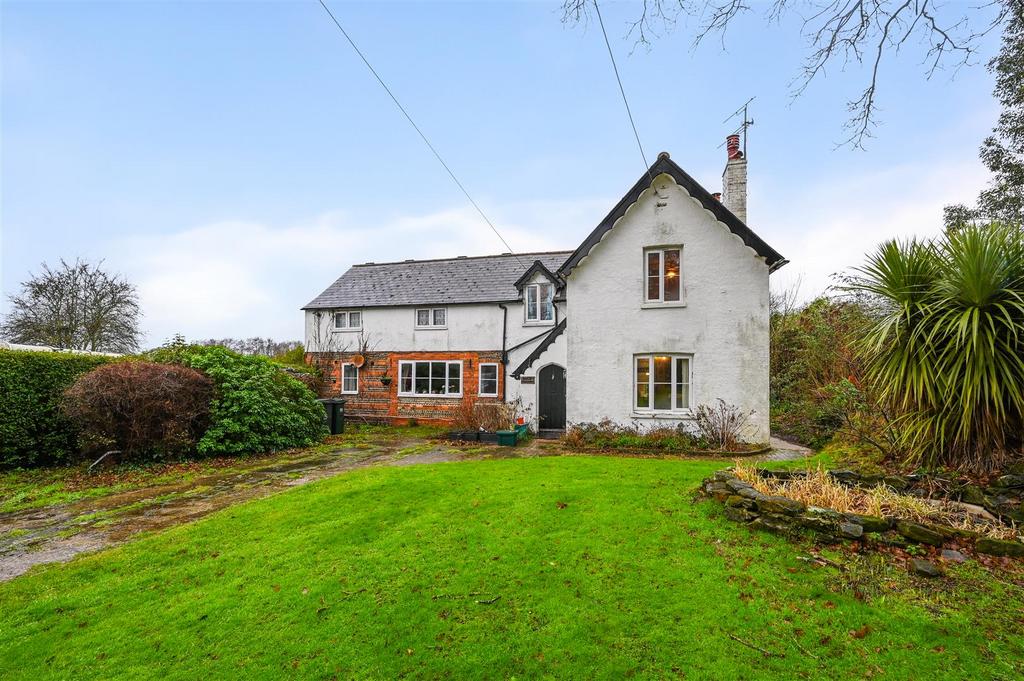 Additional broadoak farmhouse tn39 photos (2).