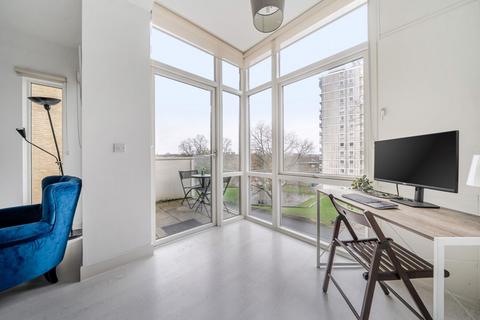 2 bedroom apartment for sale, Blessington Road, London, SE13