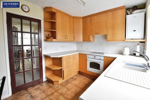 3 bedroom semi-detached house for sale, Hammerton Road, Scunthorpe