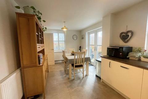 undefined, Dickens Close, Northampton NN3