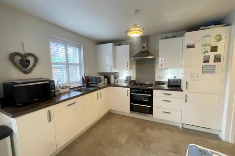 3 bedroom detached house for sale, Dickens Close, Northampton NN3