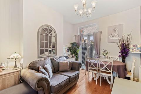 3 bedroom terraced house for sale, Ellesmere Road, Stockton Heath, WA4
