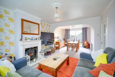 3 bedroom semi-detached house for sale, Nelson Road, Leighton Buzzard