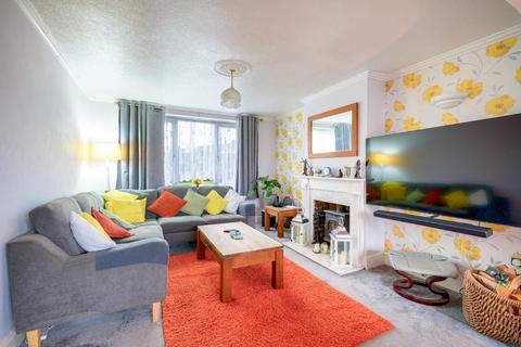 3 bedroom semi-detached house for sale, Nelson Road, Leighton Buzzard