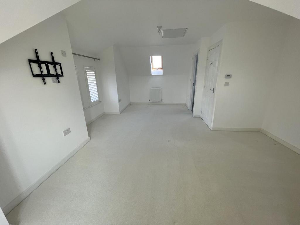 Master Ensuite.JPG
