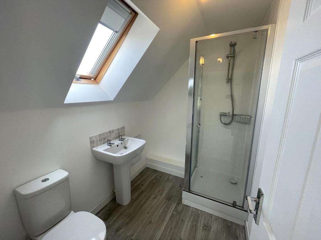 Ensuite.JPG