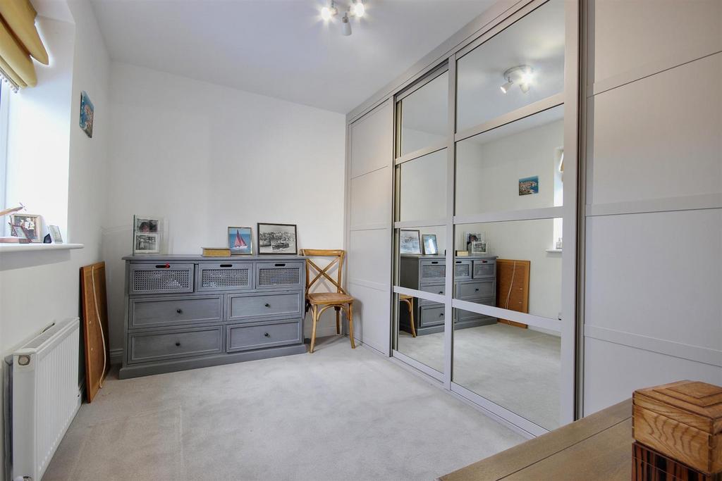 Bedroom 3 (rear)