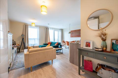 2 bedroom flat for sale, Shipbuilding Way, Upton Park, London, E13
