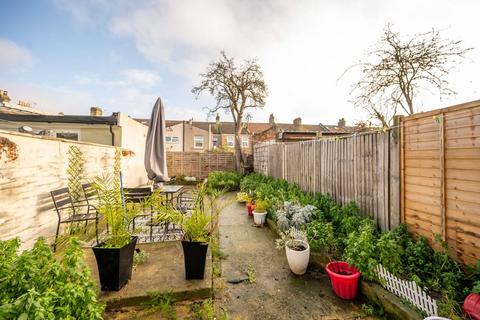 3 bedroom terraced house for sale, Sixth Avenue, Manor Park, London, E12
