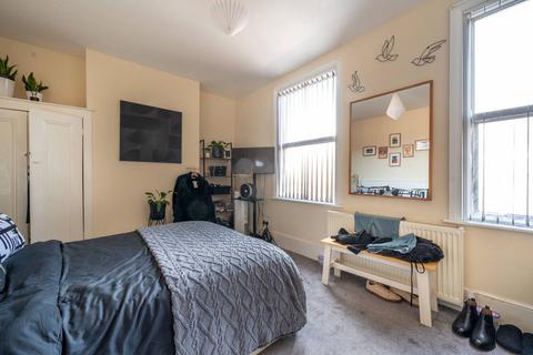3 bedroom terraced house for sale, Sixth Avenue, Manor Park, London, E12