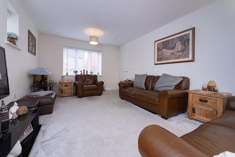 4 bedroom detached house for sale, Highland Drive, Loughborough, LE11