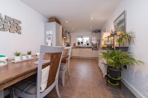 4 bedroom detached house for sale, Highland Drive, Loughborough, LE11
