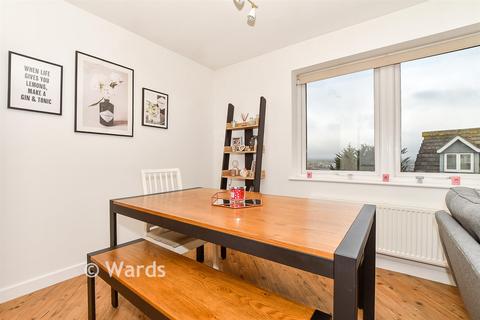 1 bedroom flat for sale, Taylor Close, Tonbridge, Kent