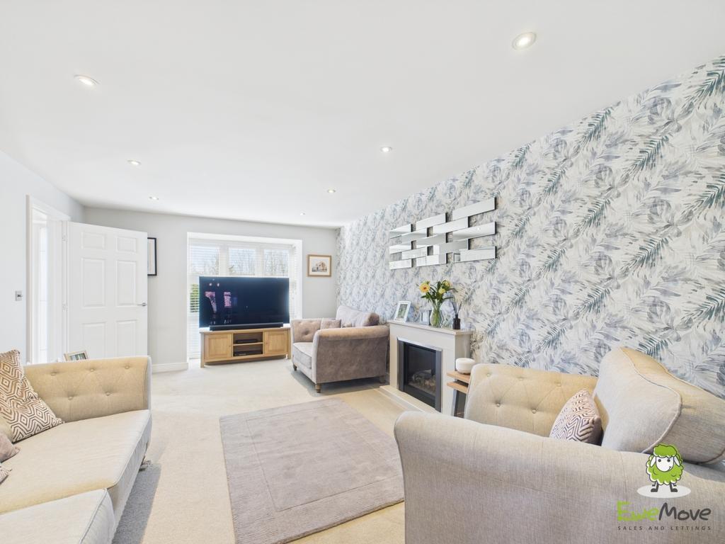 Ewe Move Basingstoke Estate Agents 10 Spire Close