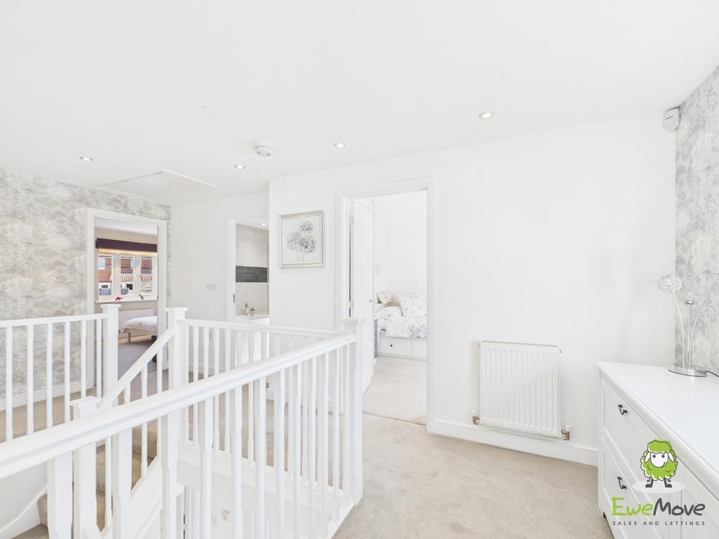 Ewe Move Basingstoke Estate Agents 10 Spire Close