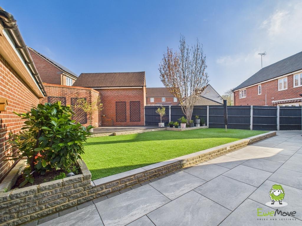 Ewe Move Basingstoke Estate Agents 10 Spire Close