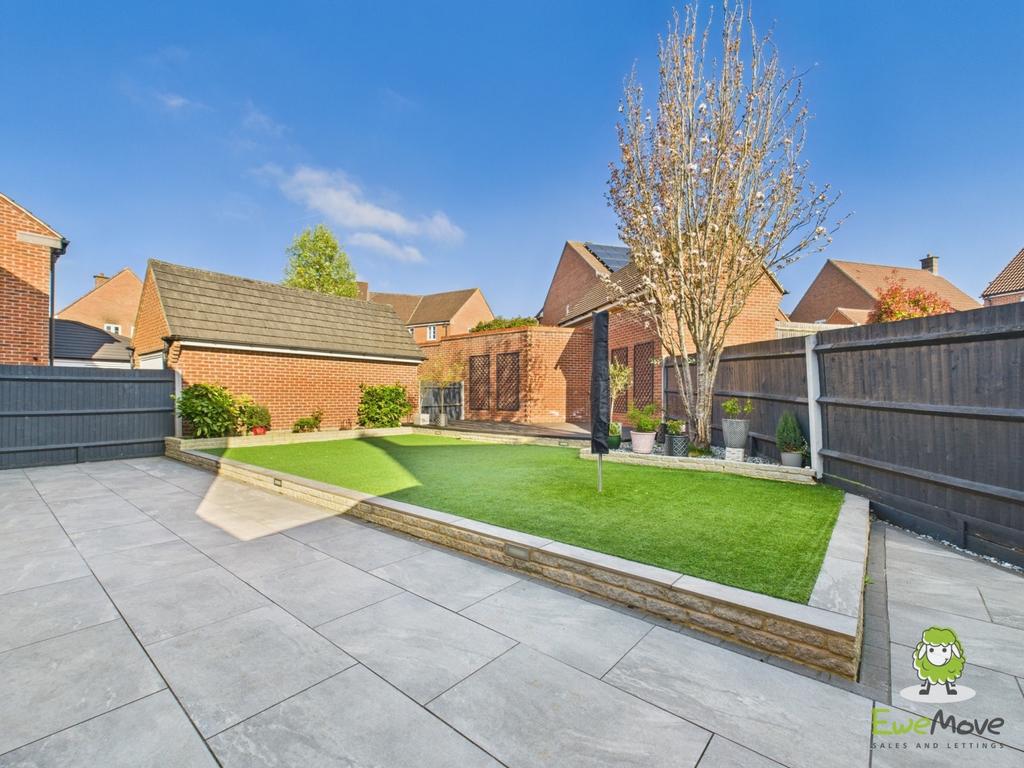 Ewe Move Basingstoke Estate Agents 10 Spire Close