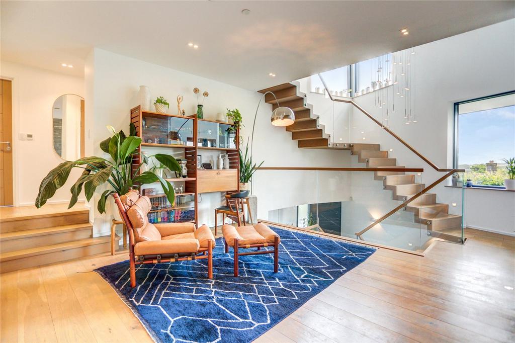 Bedroom Landing
