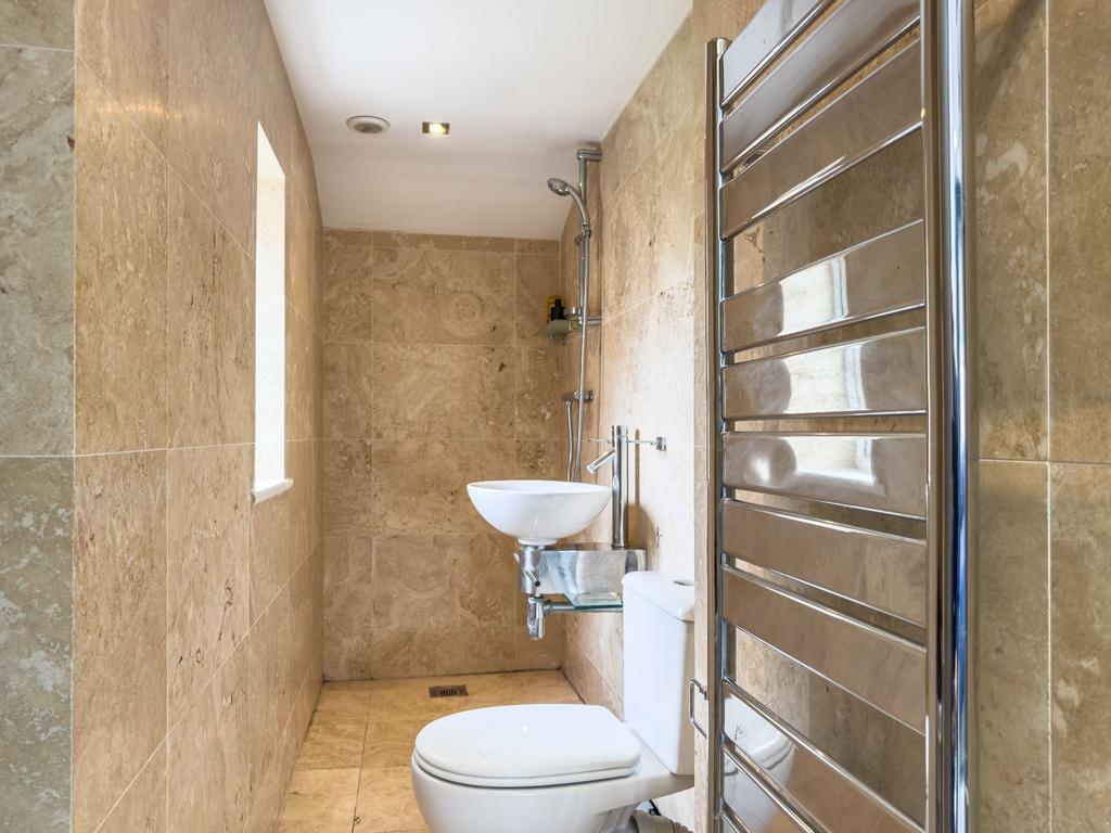 Ensuite wetroom