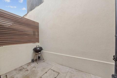 undefined, North Hill, London N6