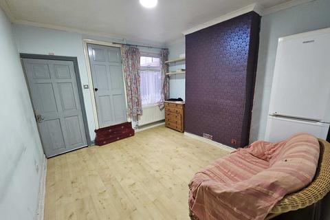 3 bedroom terraced house for sale, Elm Avenue, Sparkbrook