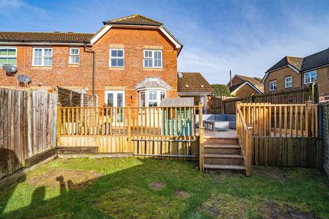 4 bedroom end of terrace house for sale, Tuppenney Close, Hastings