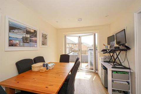 4 bedroom end of terrace house for sale, Tuppenney Close, Hastings