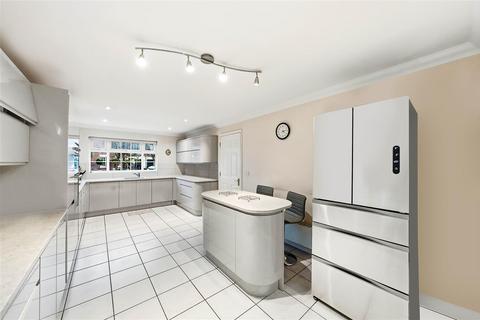undefined, Sandringham Drive, Dartford